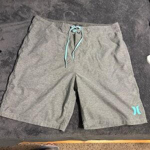 Men’s Hurley Board Shorts Size 34